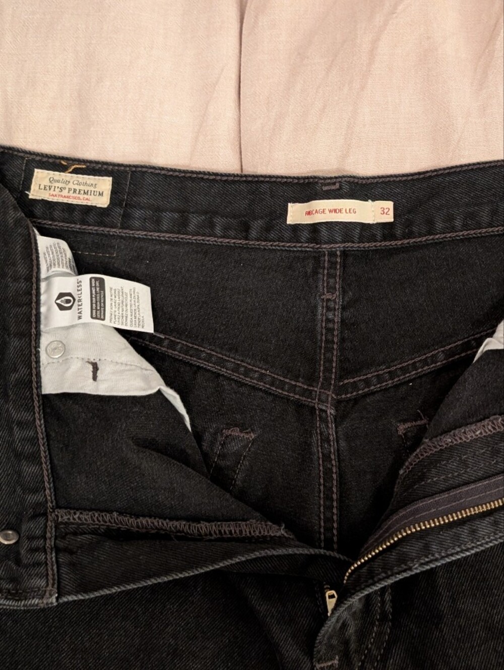Levi's Ribcage High Rise Wide Leg Jeans - Picture 3 of 5